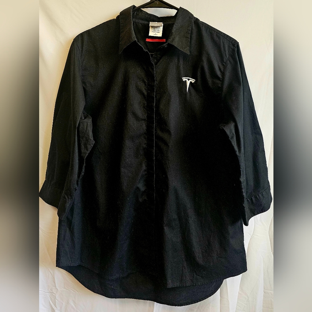 Ladies Black Button-Up Tesla Shirt with White Logo 3/4 Sleeve Size Large